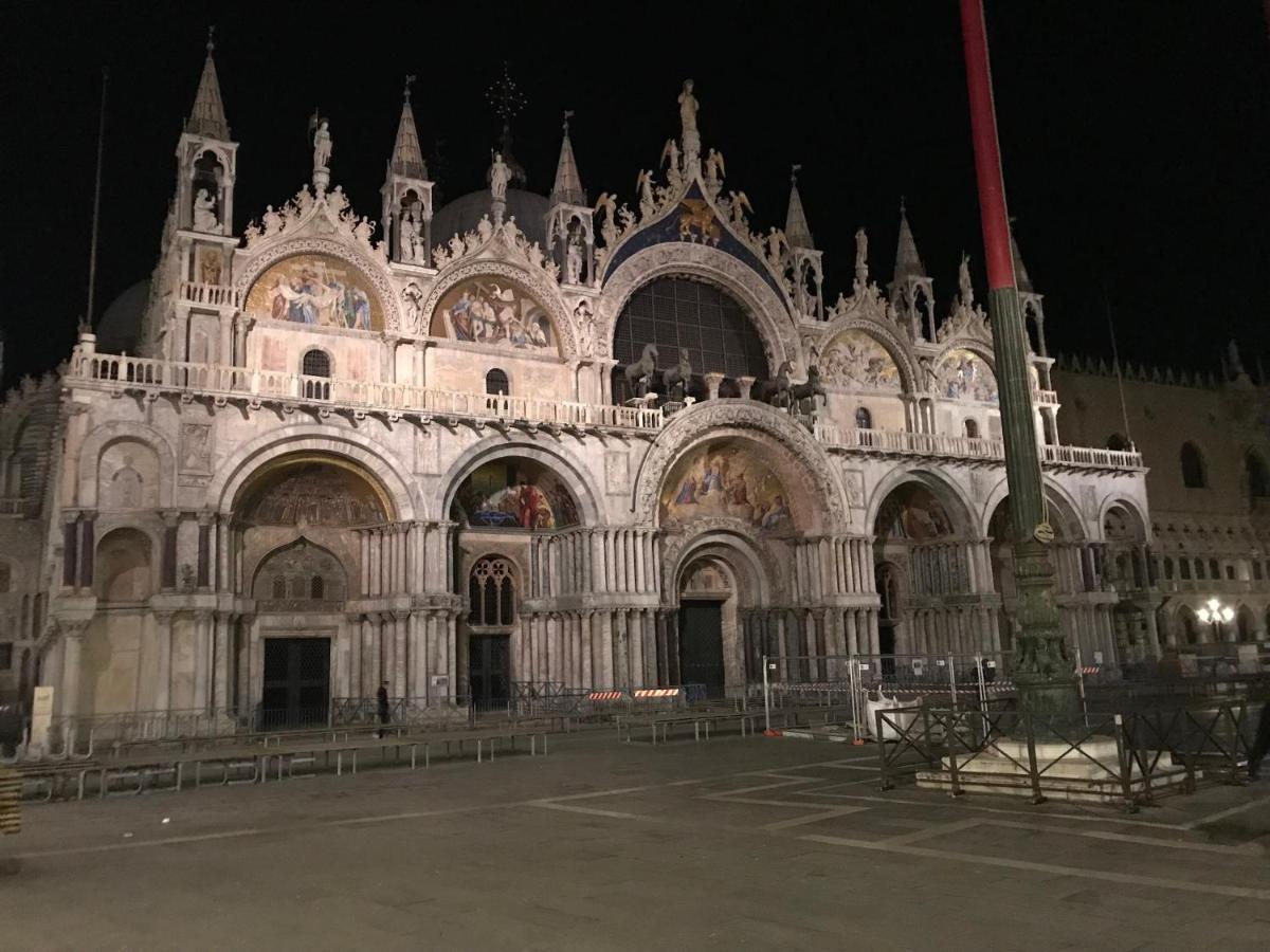 Ca' Terlotta Apartment Venesia Bagian luar foto